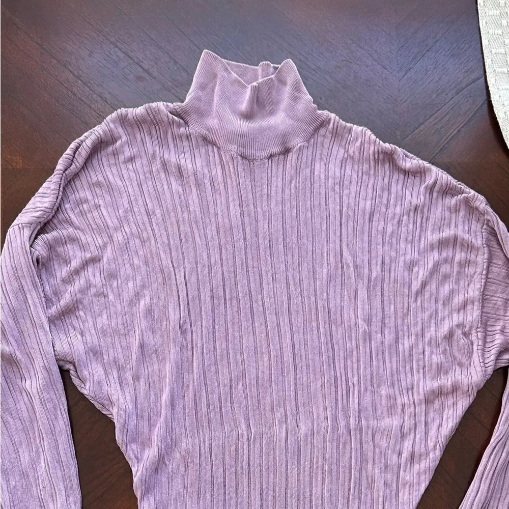 blouse with long sleeve stretch collar size M